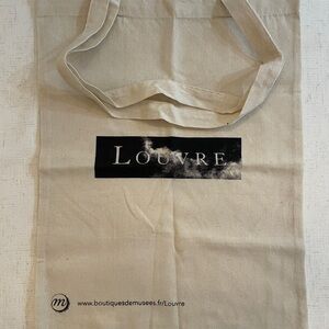 Paris France Louvre Beige Tote Bag